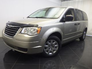 Used 2008 Chrysler Town & Country LX in Mishawaka, Indiana
