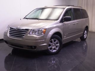 Used 2009 Chrysler Town & Country Touring in Lexington, Kentucky