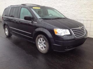 Used 2009 Chrysler Town & Country Touring in Midland, Michigan