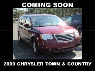Used 2009 Chrysler Town & Country Touring in Collegeville, Pennsylvania