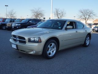 Used 2010 Dodge Charger SXT in Jersey City, New Jersey