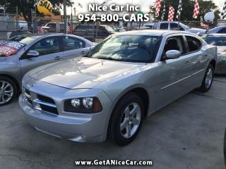Used 2010 Dodge Charger SXT in Hollywood, Florida