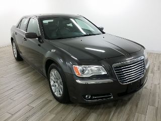 Used 2013 Chrysler 300 in Florissant, Missouri