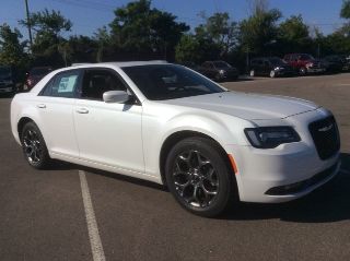 Used 2016 Chrysler 300 S in Bloomfield Hills, Michigan