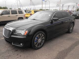 Used 2013 Chrysler 300 S in Wichita, Kansas