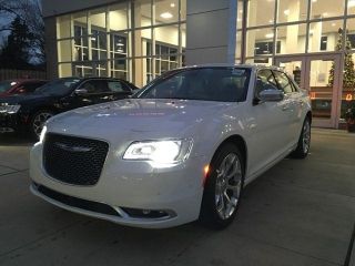 Used 2018 Chrysler 300 C in North Olmsted, Ohio