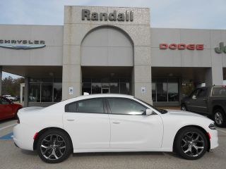 Used 2016 Dodge Charger SXT in Henderson, Texas