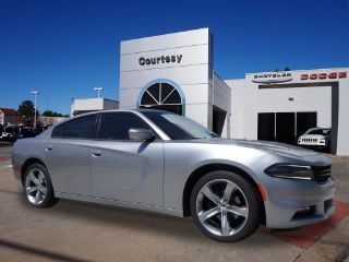 Used 2015 Dodge Charger SXT in Conyers, Georgia