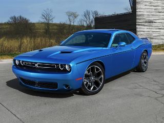 Used 2017 Dodge Challenger SXT in Forest Lake, Minnesota