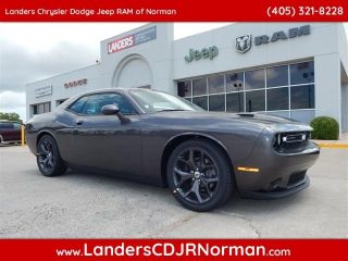 Used 2017 Dodge Challenger SXT in Norman, Oklahoma