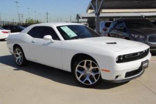 Used 2015 Dodge Challenger SXT in Grapevine, Texas