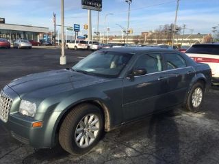 Used 2006 Chrysler 300 Base in Dearborn, Michigan