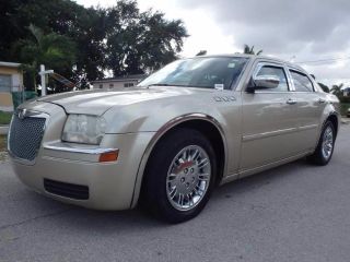 Used 2007 Chrysler 300 Base in Miami, Florida