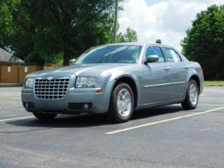 Used 2006 Chrysler 300 Touring in Fairfield, Ohio