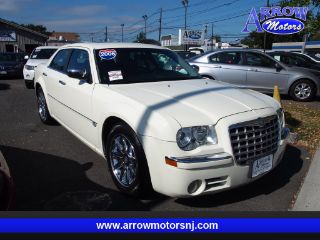 Used 2006 Chrysler 300 C in Linden, New Jersey