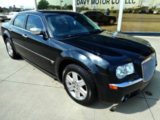 Used 2006 Chrysler 300 C in Circleville, Ohio