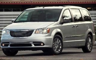Used 2012 Chrysler Town & Country Touring in Grand Rapids, Michigan