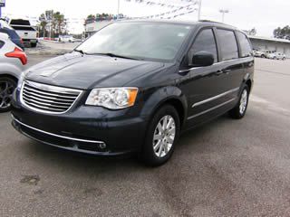 Used 2014 Chrysler Town & Country Touring in Wesley Chapel, Florida
