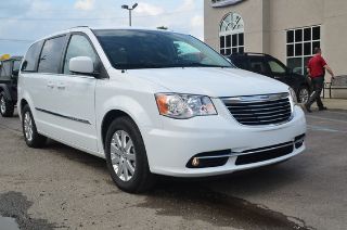 Used 2014 Chrysler Town & Country Touring in Tunkhannock, Pennsylvania