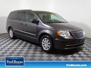 Used 2015 Chrysler Town & Country Touring in Doylestown, Pennsylvania