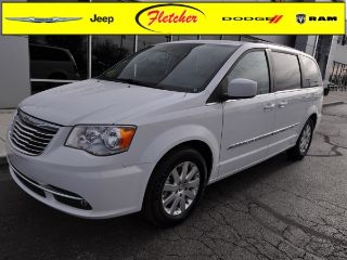 Used 2016 Chrysler Town & Country Touring in Sherwood, Arkansas