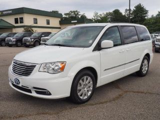 Used 2016 Chrysler Town & Country Touring in Portsmouth, New Hampshire
