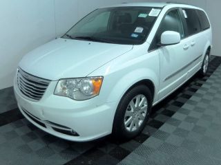 Used 2015 Chrysler Town & Country Touring in Oklahoma City, Oklahoma