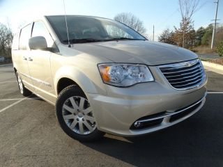 Used 2016 Chrysler Town & Country Touring in Concord, North Carolina