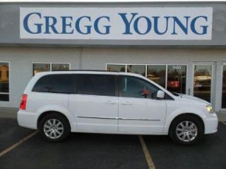 Used 2016 Chrysler Town & Country Touring in Grand Island, Nebraska