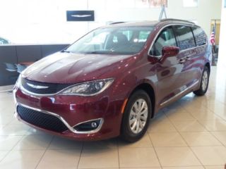 Used 2017 Chrysler Pacifica Touring-L in Jackson, Mississippi