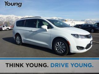 Used 2017 Chrysler Pacifica Touring-L in Burley, Idaho