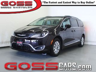 Used 2018 Chrysler Pacifica Touring-L in South Burlington, Vermont