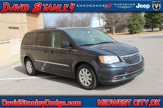 Used 2014 Chrysler Town & Country Touring in Midwest City, Oklahoma