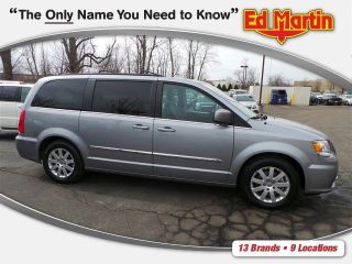 Used 2014 Chrysler Town & Country Touring in Carmel, Indiana