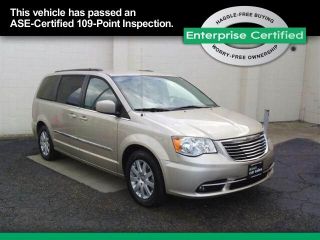Used 2015 Chrysler Town & Country Touring in Cincinnati, Ohio