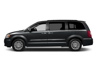 Used 2016 Chrysler Town & Country Touring in Mendon, Massachusetts