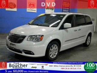 Used 2016 Chrysler Town & Country Touring in Janesville, Wisconsin