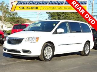 Used 2015 Chrysler Town & Country Touring in North Attleboro, Massachusetts