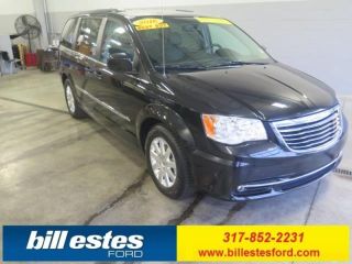 Used 2016 Chrysler Town & Country Touring in Brownsburg, Indiana