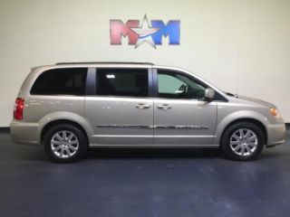 Used 2016 Chrysler Town & Country Touring in Christiansburg, Virginia