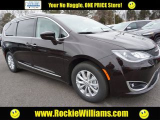 Used 2018 Chrysler Pacifica Touring-L in Mount Juliet, Tennessee