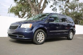 Used 2012 Chrysler Town & Country Touring in Daytona Beach, Florida
