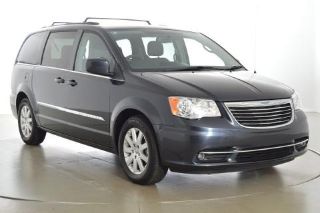 Used 2014 Chrysler Town & Country Touring in Elizabethtown, Kentucky