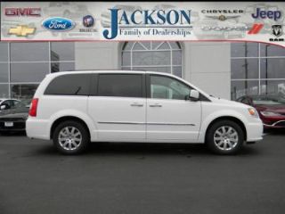 Used 2016 Chrysler Town & Country Touring in Decatur, Illinois