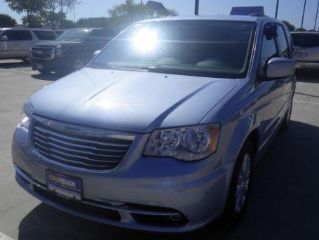 Used 2013 Chrysler Town & Country Touring in Irving, Texas