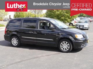 Used 2014 Chrysler Town & Country Touring in Brooklyn Park, Minnesota
