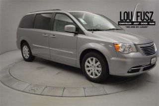 Used 2016 Chrysler Town & Country Touring in O Fallon, Missouri