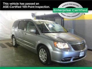 Used 2014 Chrysler Town & Country Touring in Pasadena, California