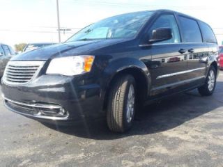 Used 2015 Chrysler Town & Country Touring in Fort Gratiot, Michigan