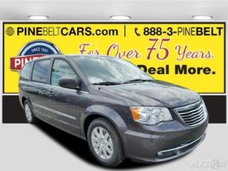 Used 2016 Chrysler Town & Country Touring in Eynon, Pennsylvania